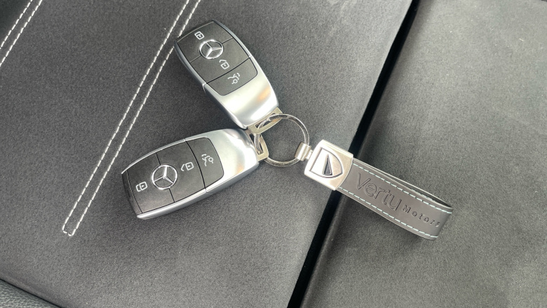 Mercedes-Benz A-Class A250e AMG Line Premium Plus Edition 4dr Auto Saloon